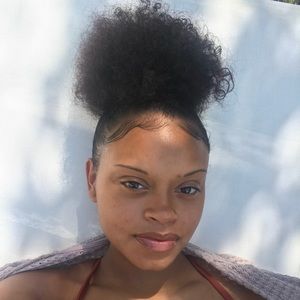 Meet your Posher, Kyra